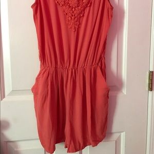 Peach romper XS