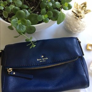 ✨REDUCED✨ Kate Spade Cobble Hill Carson Crossbody