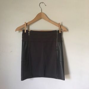 grey mini skirt with faux-leather details