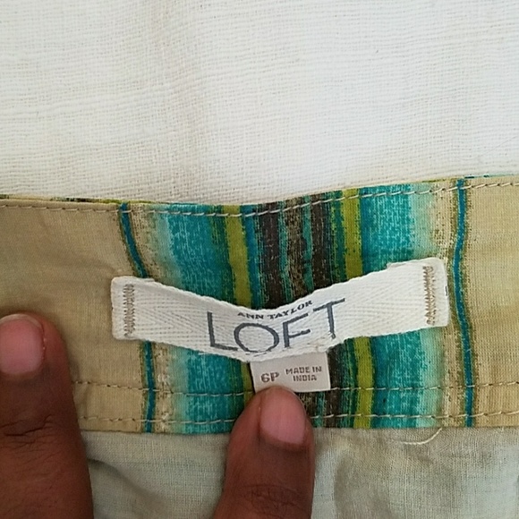 Loft skirt. Very pretty. - Picture 3 of 6