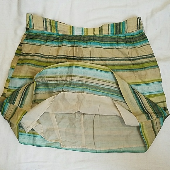 Loft skirt. Very pretty. - Picture 4 of 6