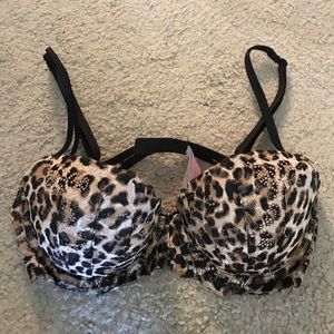 Victoria's Secret Push-Up/ Pigeonnant Bra