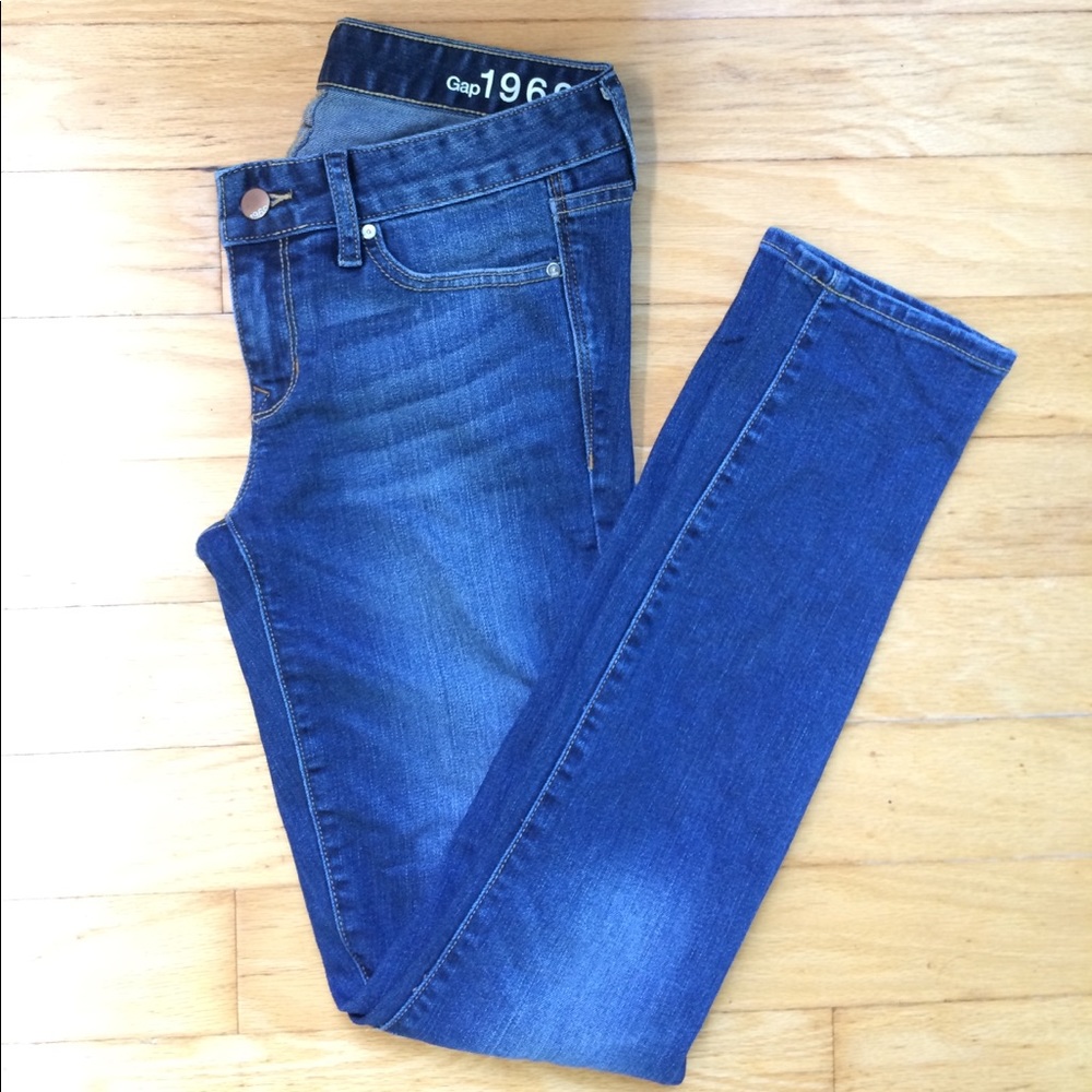 SOLD‼️The Gap Skinny Jean size 25