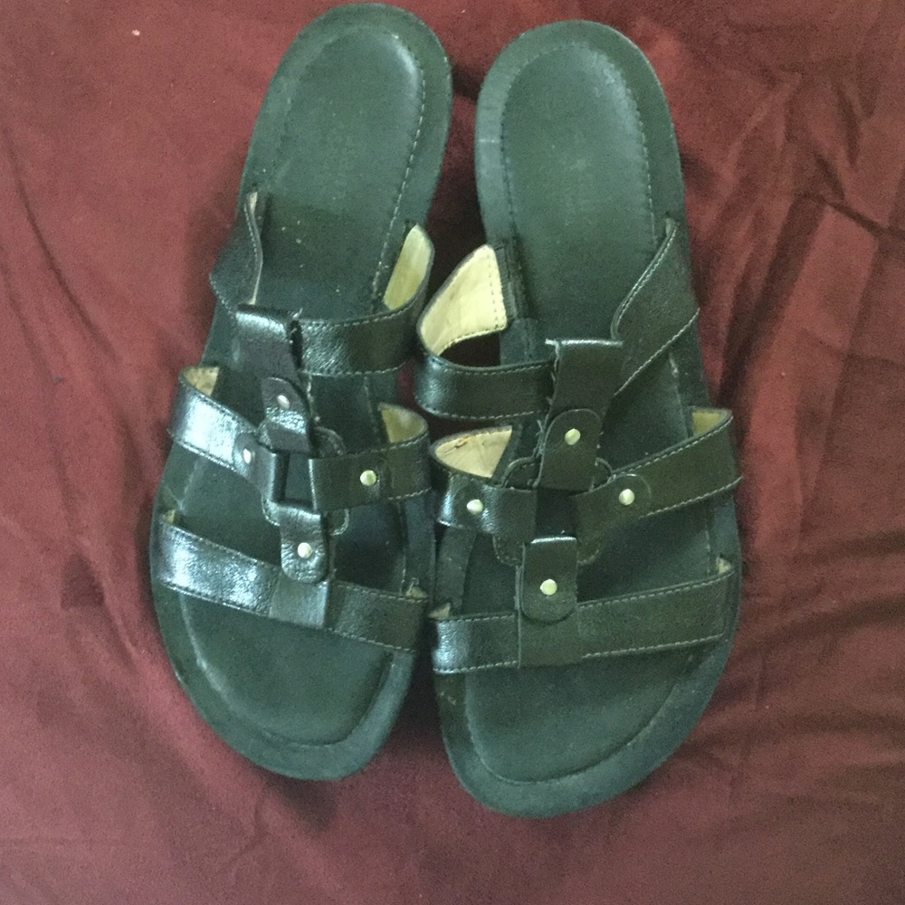 Naturalizer sz 8.5 sandals black