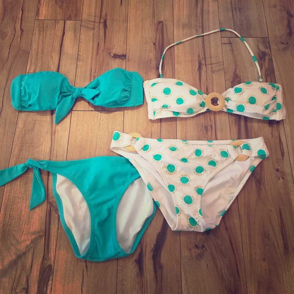 ๐ 3/$40 ๐ Set of 2 VS mix & match bikinis - Picture 1 of 8