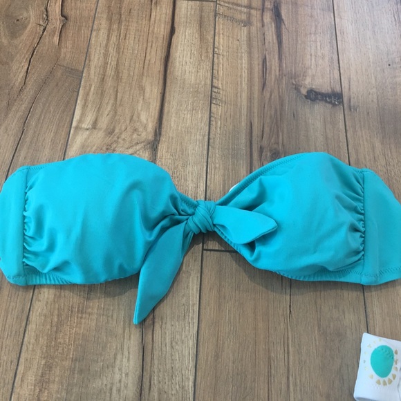 ๐ 3/$40 ๐ Set of 2 VS mix & match bikinis - Picture 5 of 8