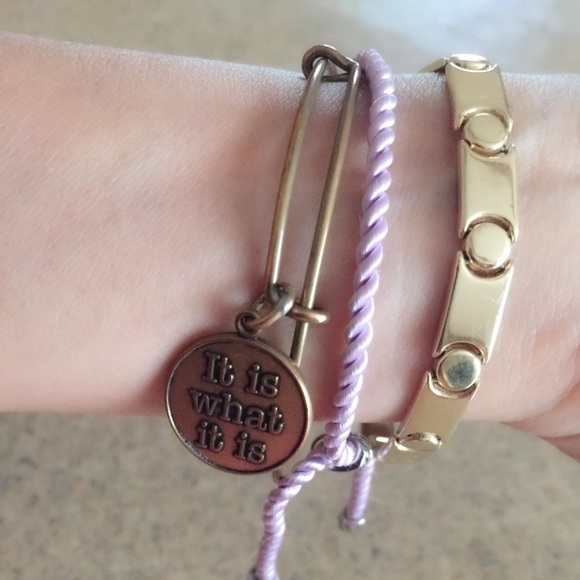 💢SOLD💢DY Silk Cord Purple Bracelet (Ea) - Picture 6 of 6