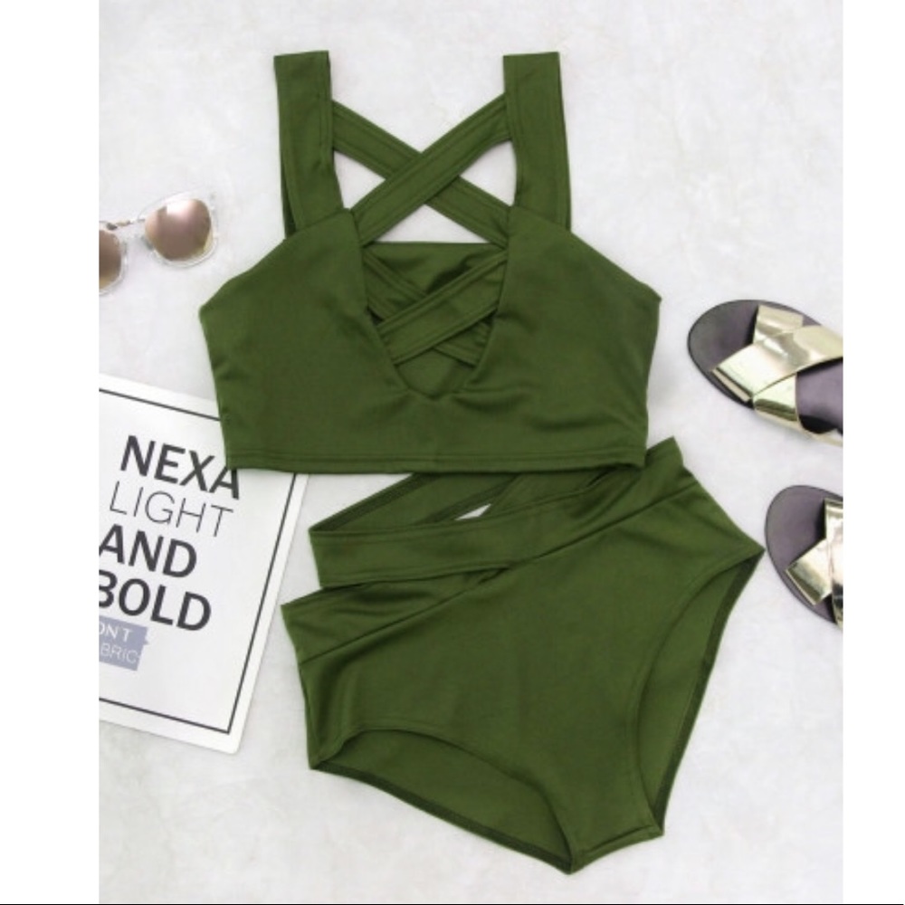 🍃Criss Cross Front High Waist Bikini🍃 - Picture 2 of 6