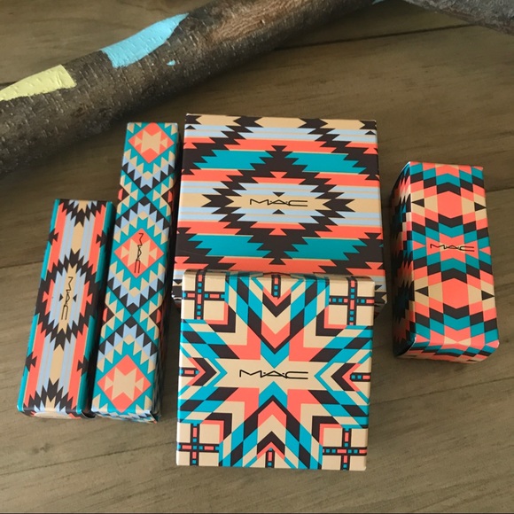 🎉HP🎉MAC Vibe Tribe Collection Limited Edition - Picture 3 of 3