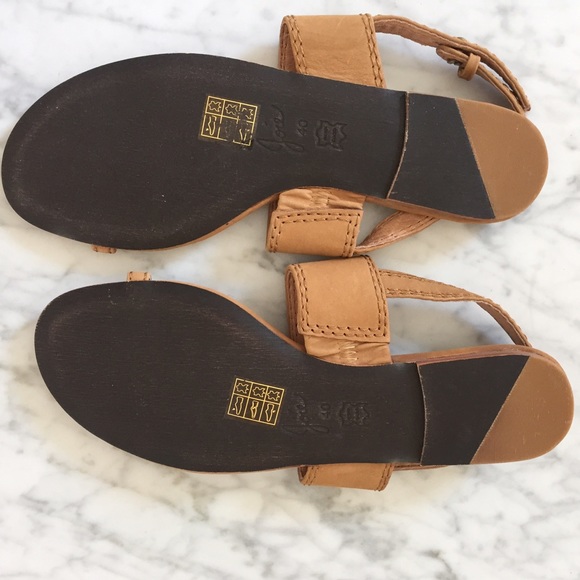 New Joie sandals - comfy and chic - Picture 2 of 2