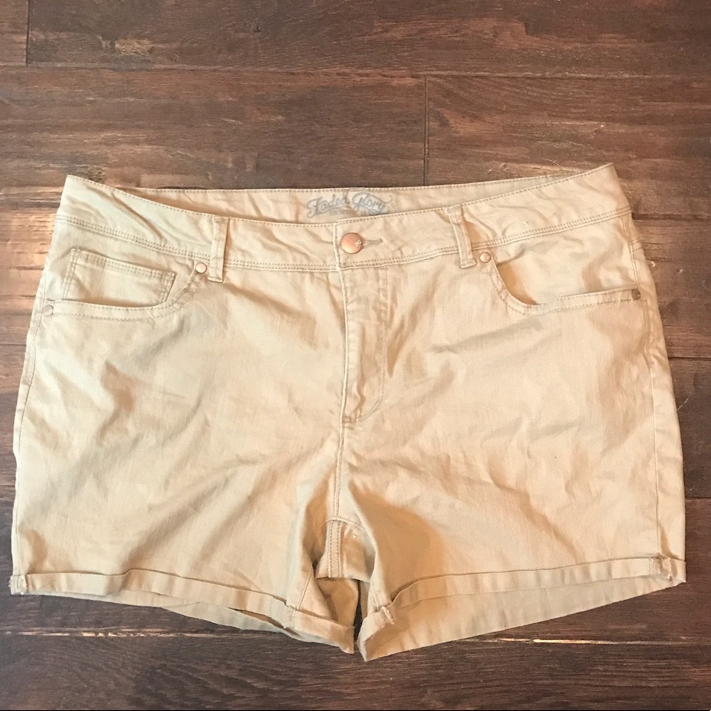 Khaki Shorts