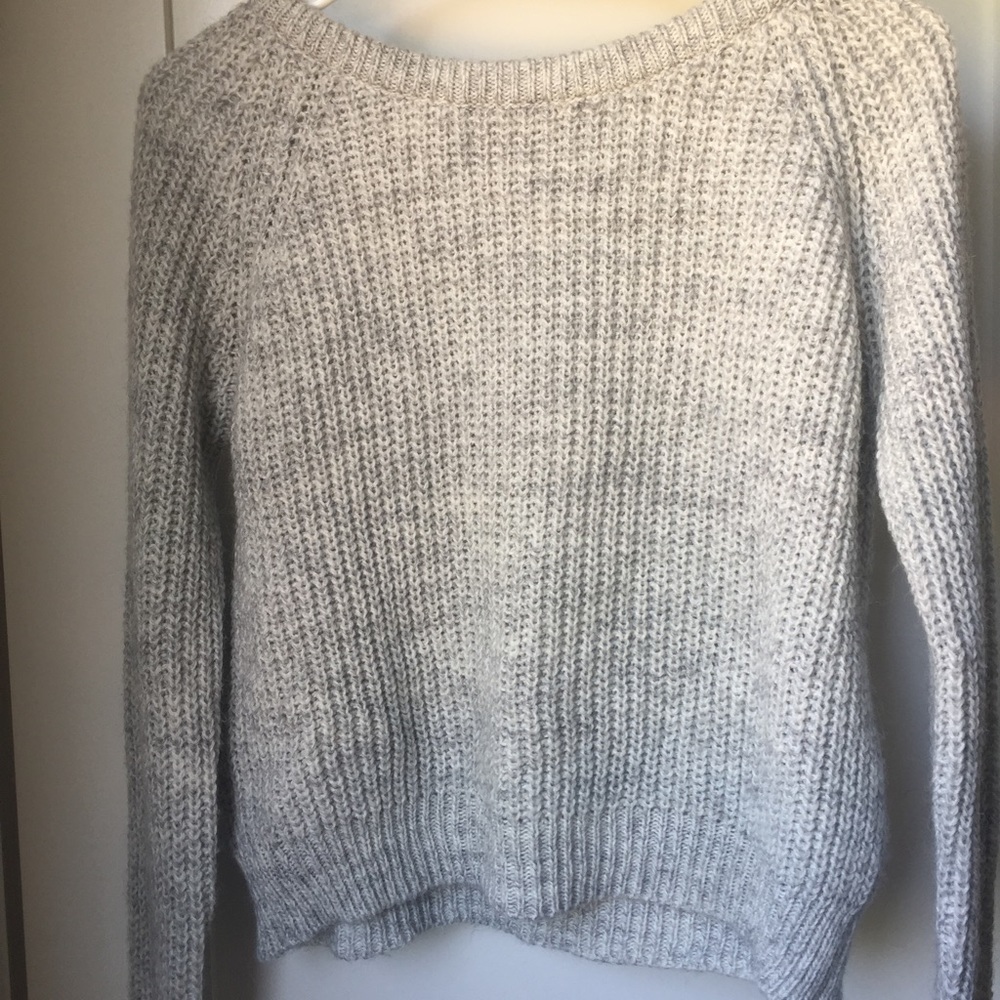 🚫sold🚫BRANDY MELVILLE KNIT SWEATER (grey)