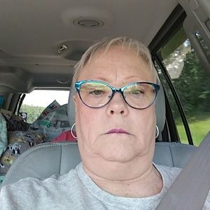 Meet your Posher, Peggy