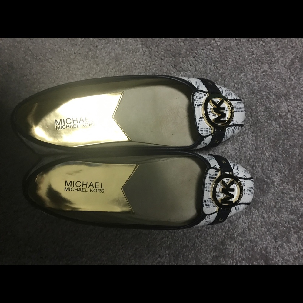 Michael Kors authentic shoes; Navy & white