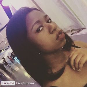 Meet your Posher, Mickhala