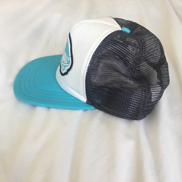 Blue and white Vans trucker hat💙 - Picture 4 of 5
