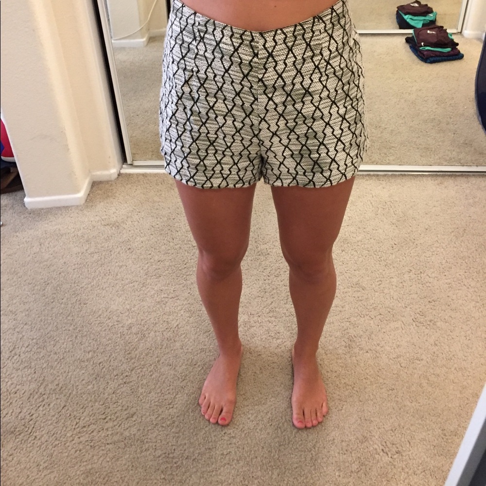 High waisted patterned shorts!