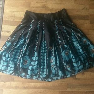 Size 2 Mid Length Skirt