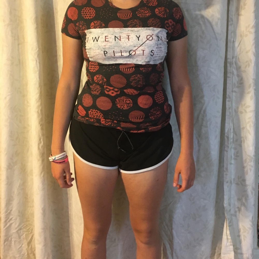 Twenty one pilots tee