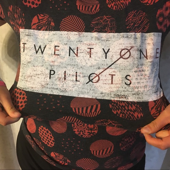 Twenty one pilots tee - Picture 2 of 3