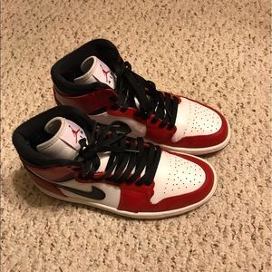 Chicago 1's 9/10 worn 3 times
