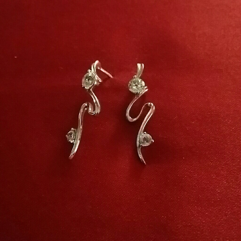 White gold earrings