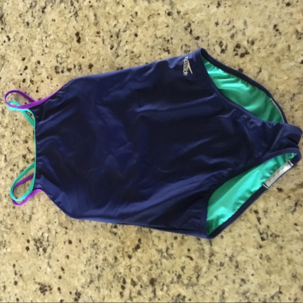 speedo one piece swimsuit
