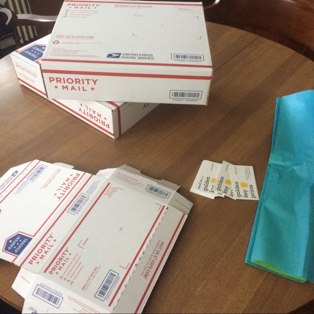 YOU'VE GOT MAIL! 🛍📦📬