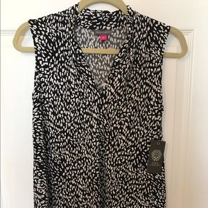 Vince Camuto sleeveless top. Black and white NWT.