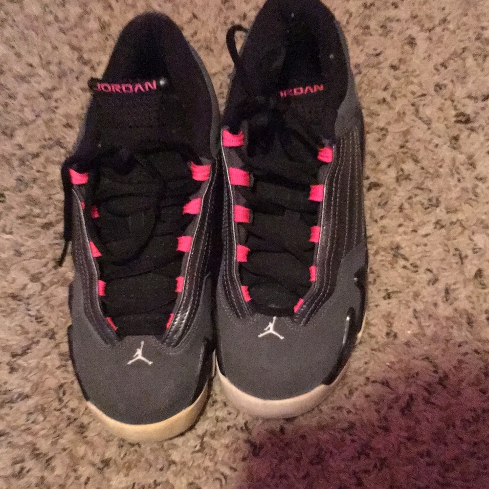 GIRLS RETRO PINK AIR JORDAN 14s😍😍😍🌸🌸🌸