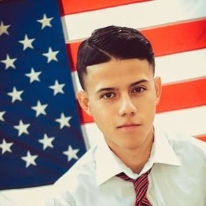 Meet your Posher, Julio