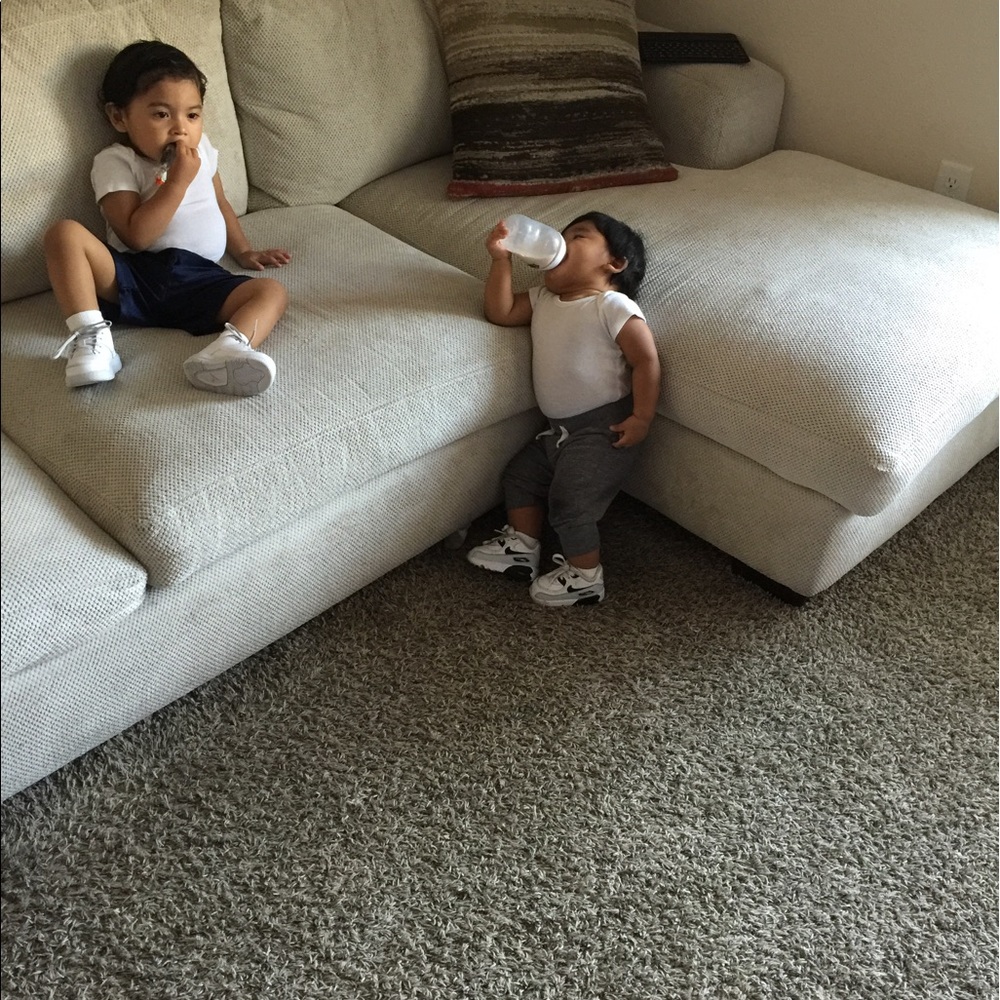 Meet your Posher, Elizabeth