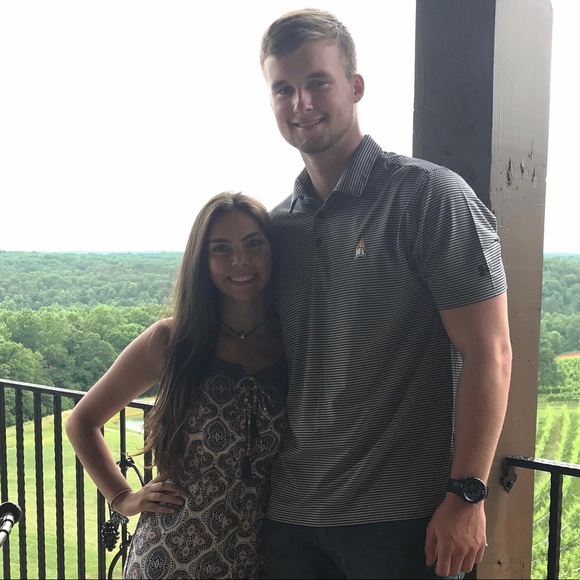 Meet your Posher, Wall - Picture 1 of 1