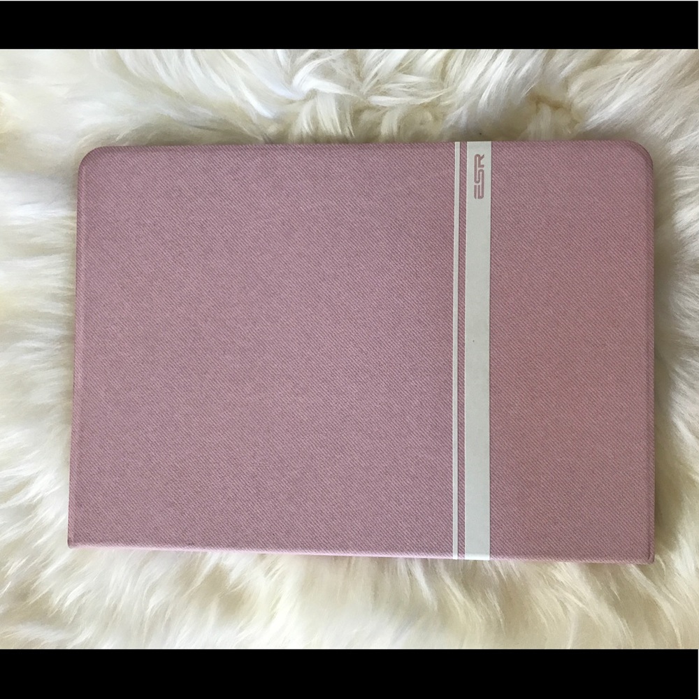 5th generation 9.7 iPad case that stands up