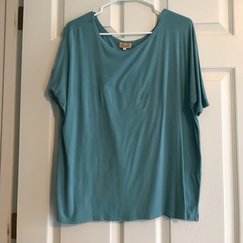 Piko short sleeve top