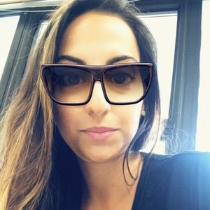 Meet your Posher, Janelle