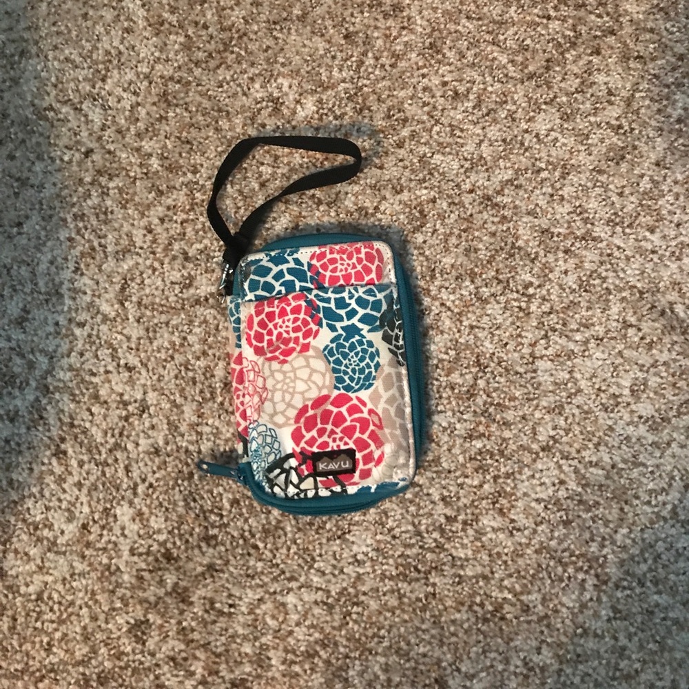 Kavu wristlet