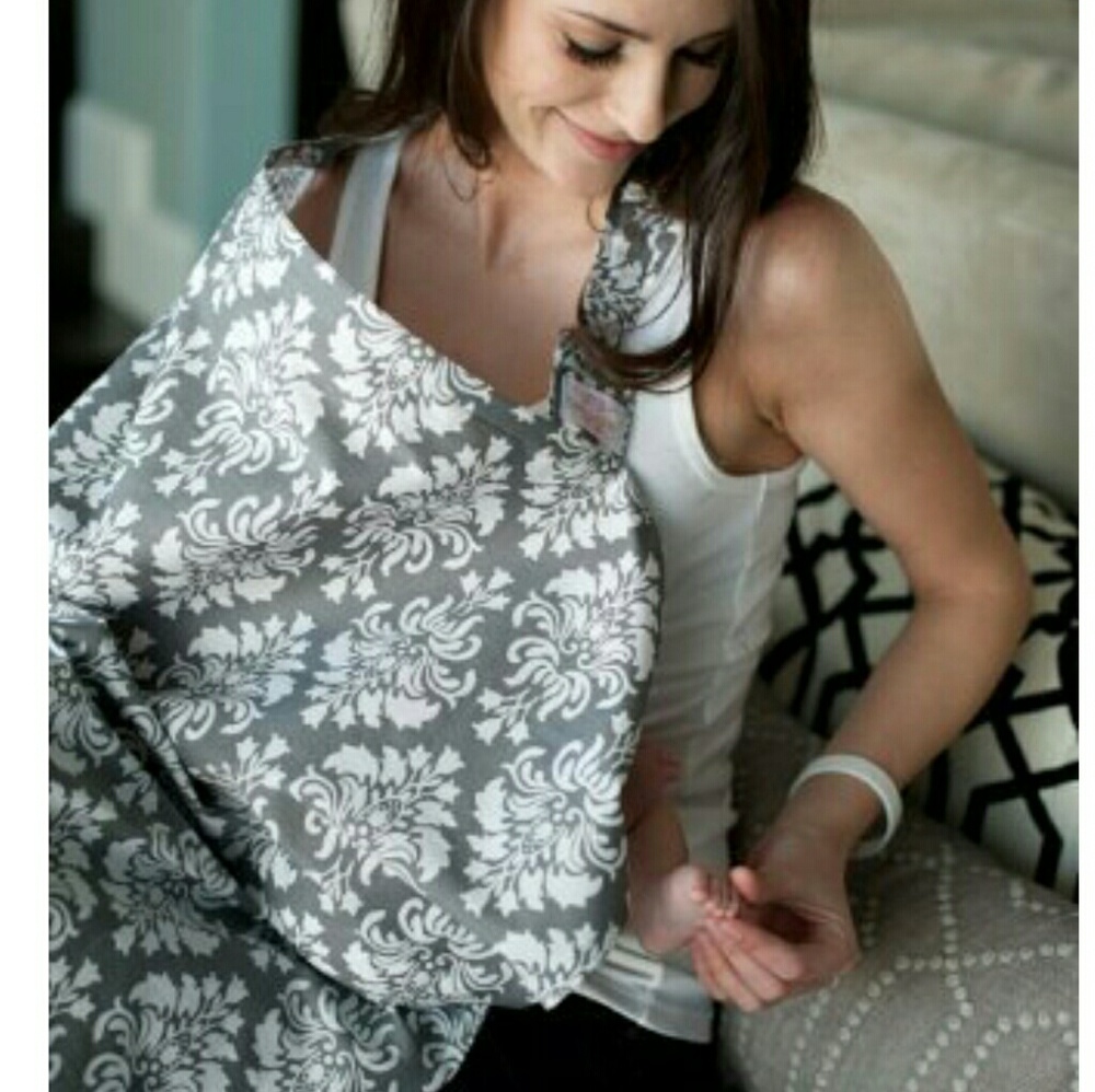 🔥price cut, tonight!Udder cover nursing cover up