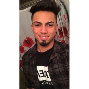 Meet your Posher, Jonathan