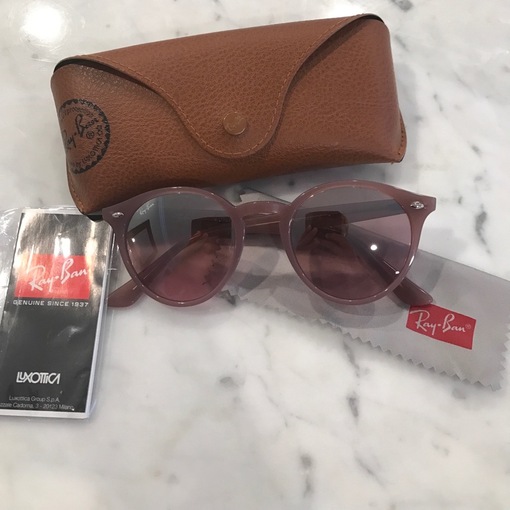 Pink Circle Ray-Ban Sunglasses