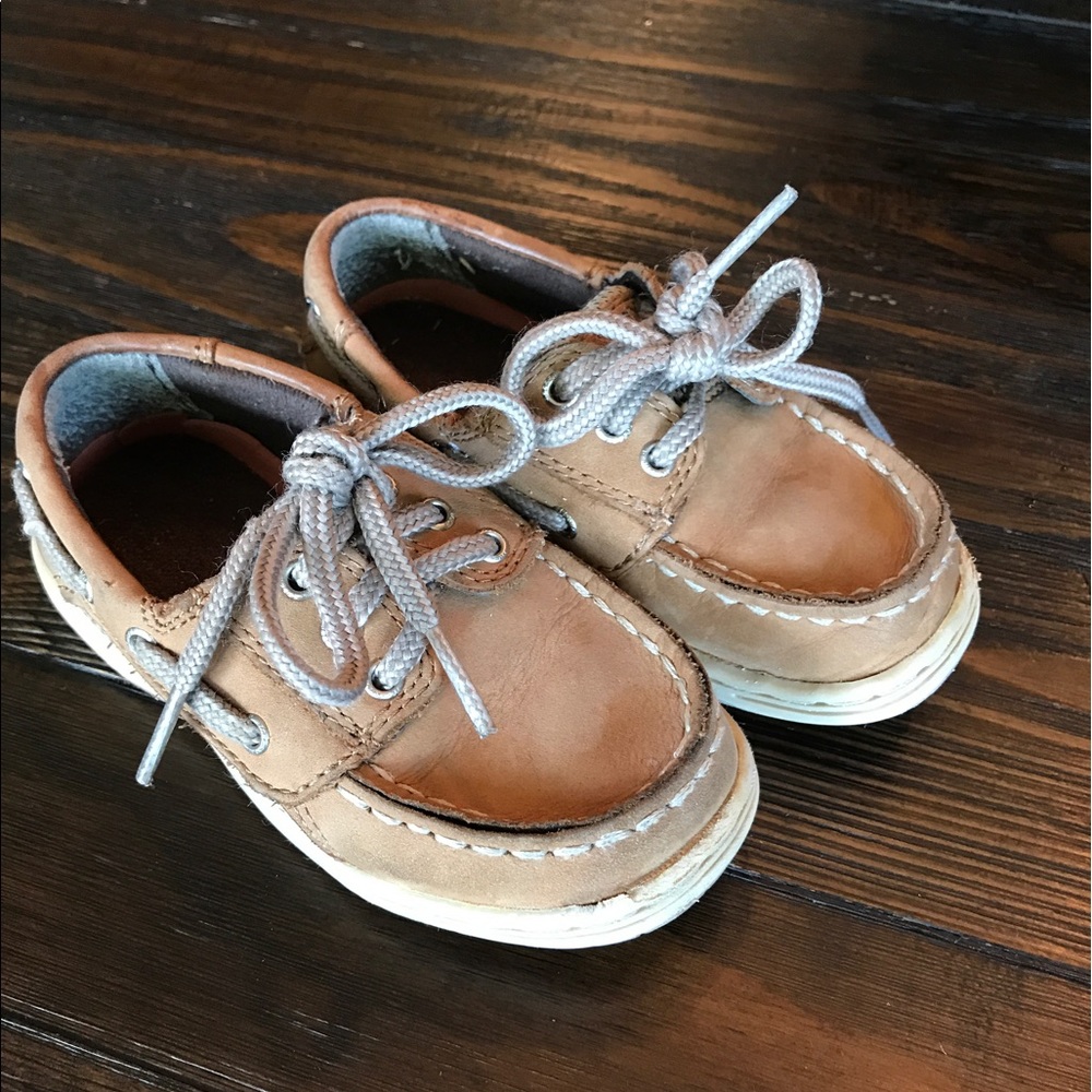 Toddler Sperry