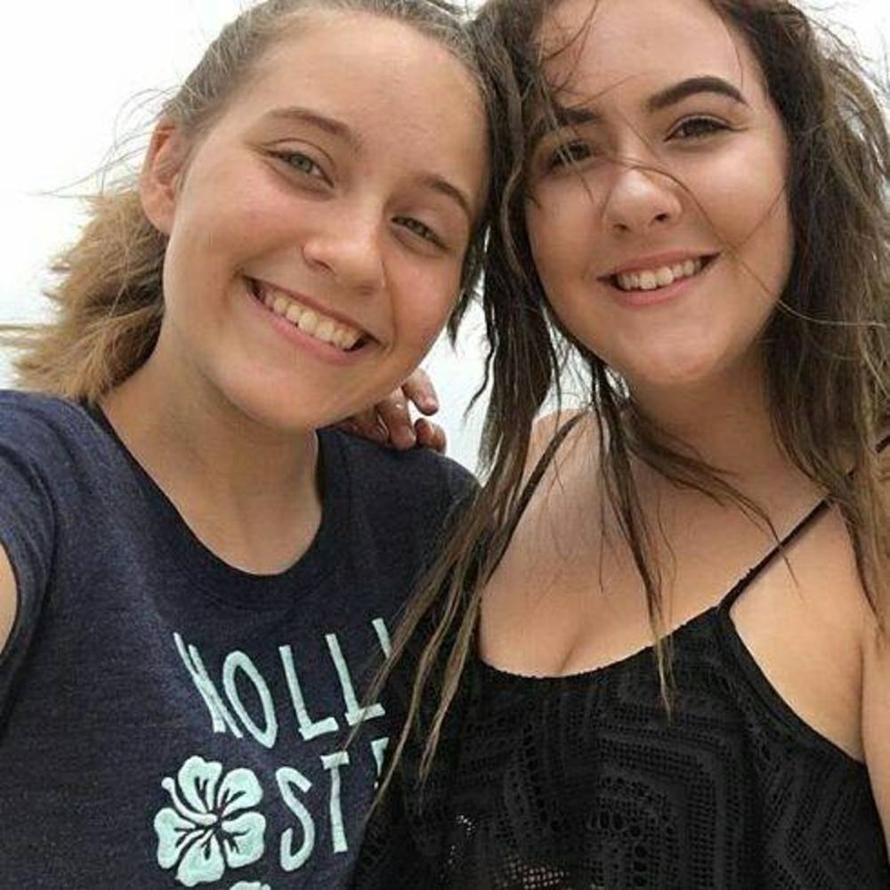 Meet your Posher, Hayley