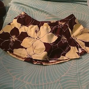 Swim suit bottom/skirt