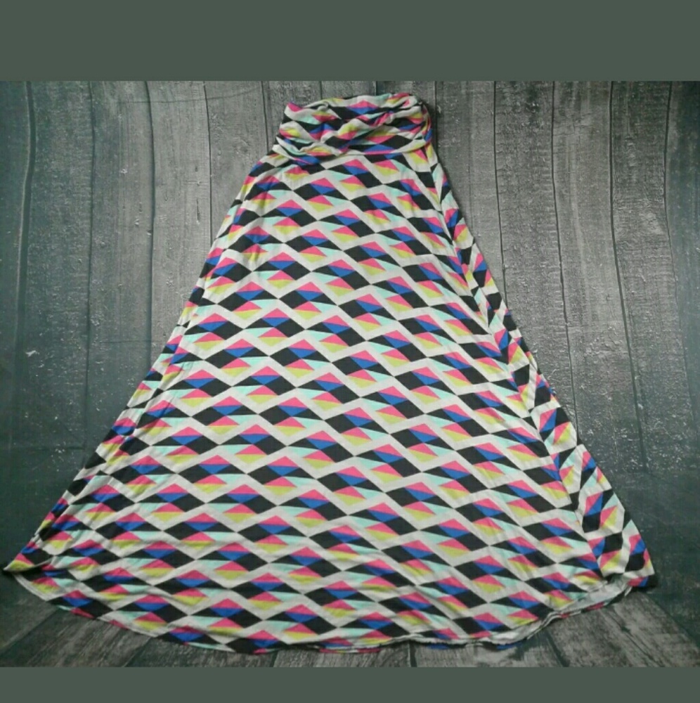FINAL TOUCH multicolored maxi skirt size medium NW