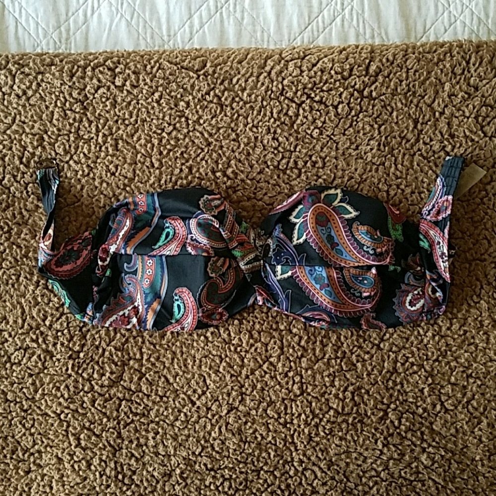 38C Victoria's Secret strapless swim top