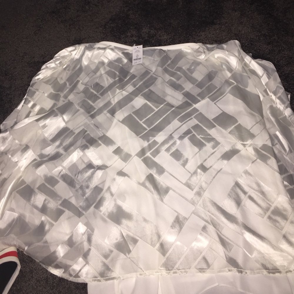 White House black market shirt