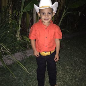 Meet your Posher, Gabriela