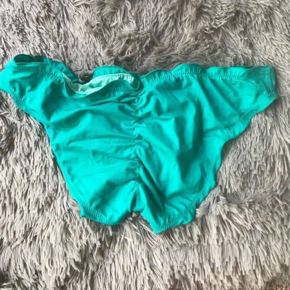 Victoria's Secret Ruffled  bikini bottom - Picture 2 of 7