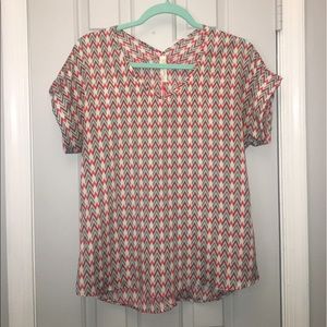 Women's V-neck front and back tunic-type top