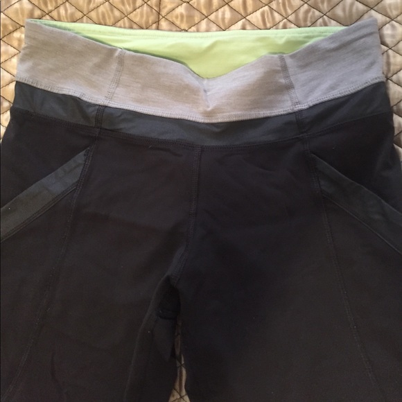 lulu lemon capris - Picture 1 of 4